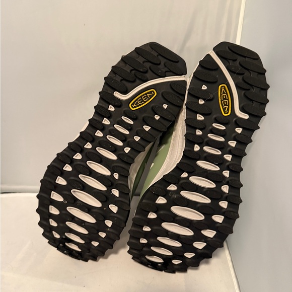 Women's Keen  Zionic Waterproof Hiking Shoe 8.5 - Picture 6 of 10